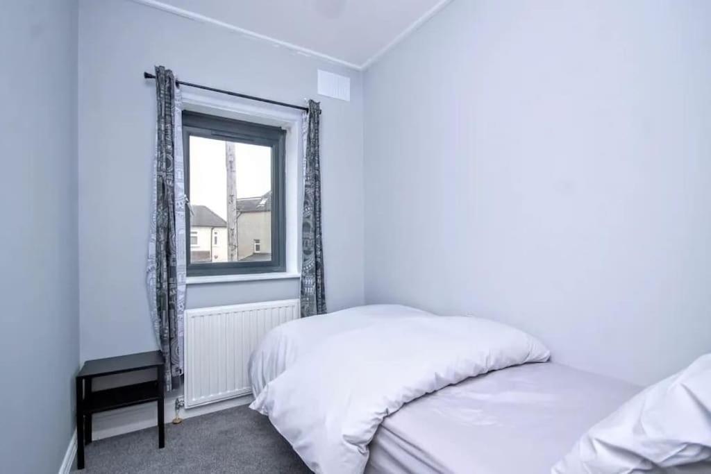 Beautiful Bright Three Bedroom House In Brighton And Hove With Free Parking Exterior photo